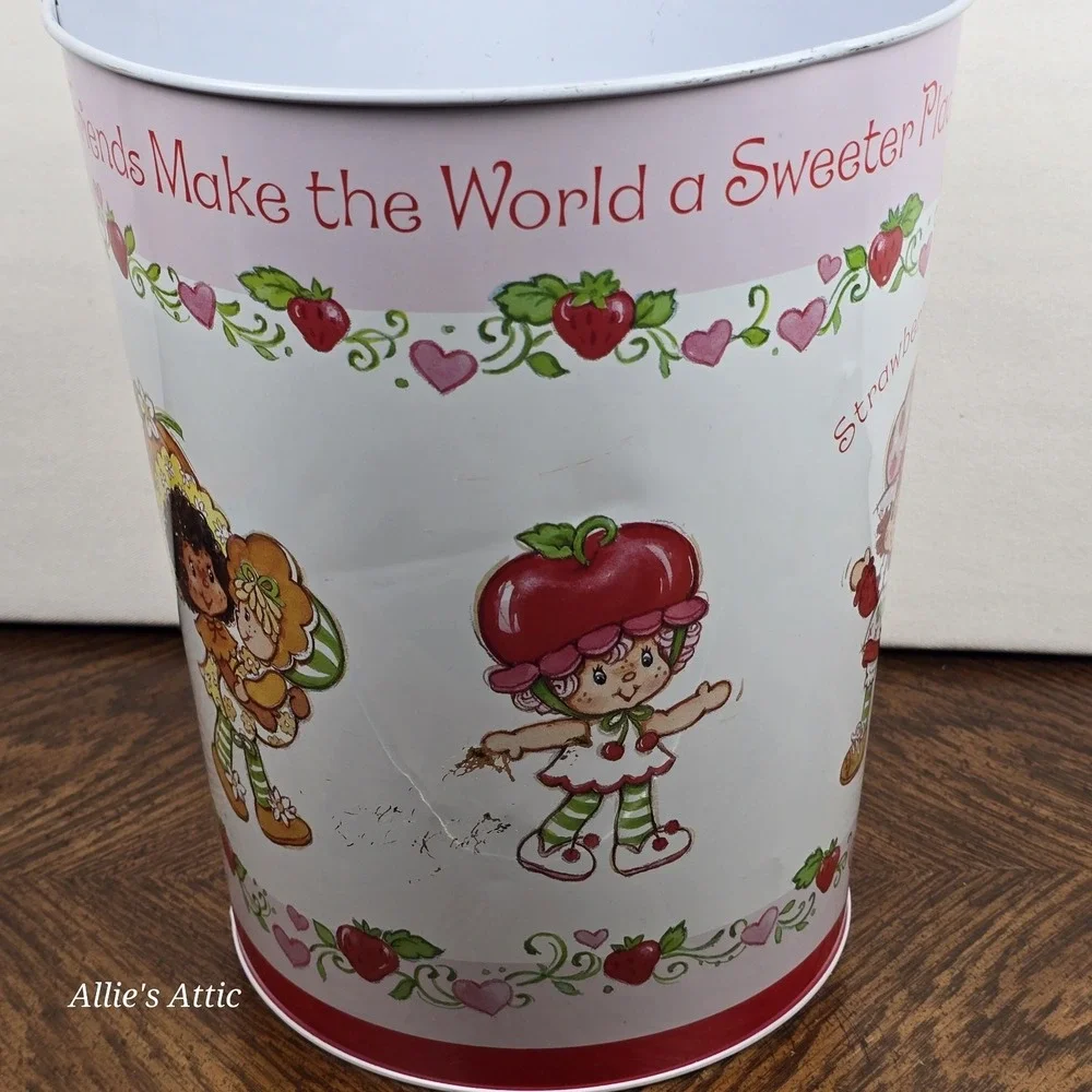 Strawberry Shortcake Wastebasket Vintage Trash Can Storage Basket Pink White 10